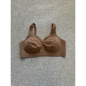 Evelyn Bobbie Beyond Bra. Nude Medium Wireless Seamless